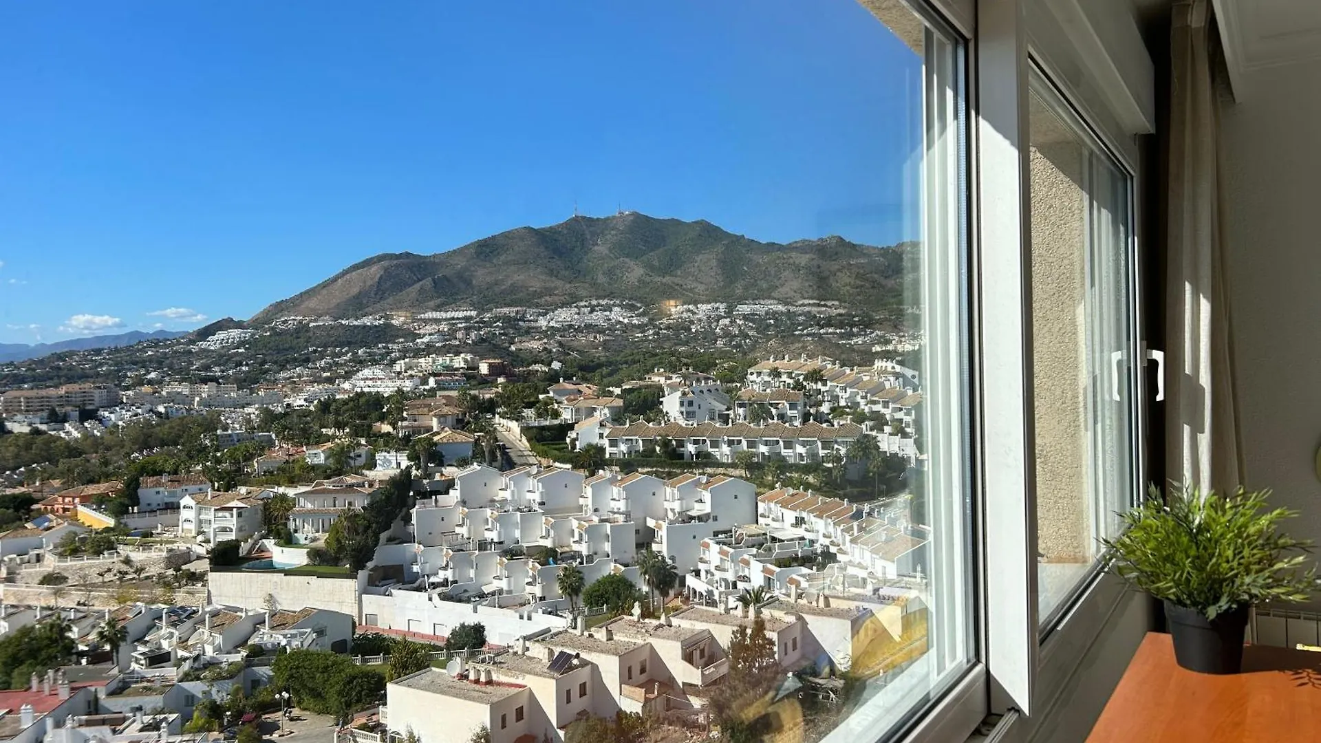 Sea View Apartment Close To The Beach Spain